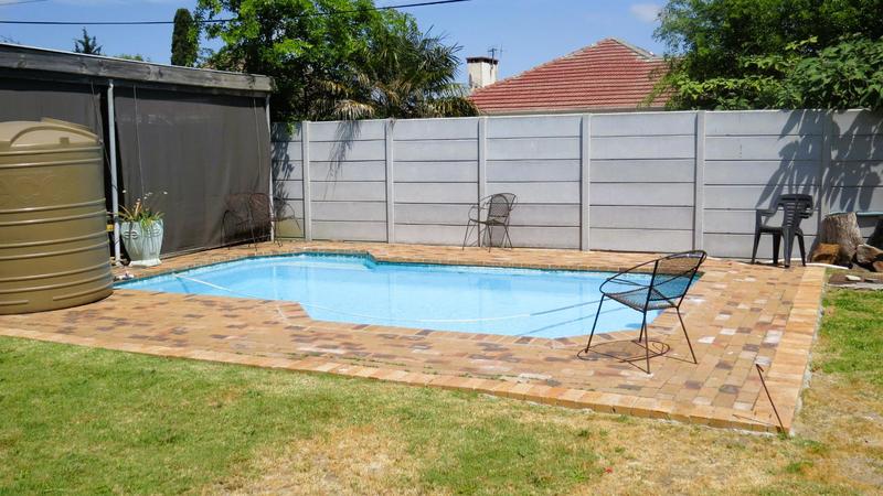 5 Bedroom Property for Sale in Parow North Western Cape